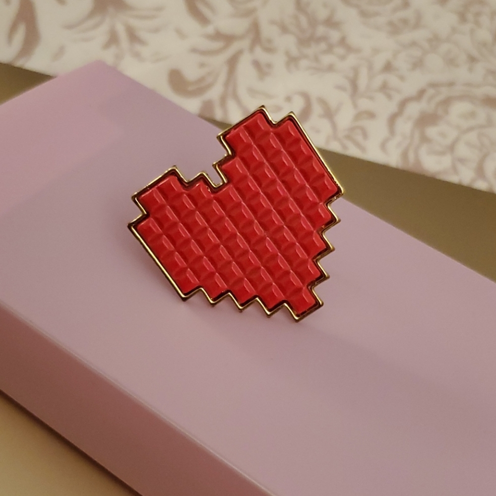 Cute nicki minaj pixel heart ring